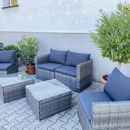 Malve Apartment